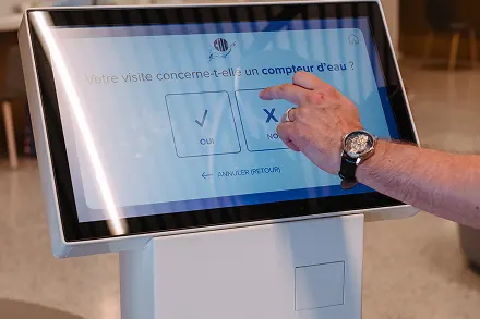 Bornes dans un hôpital